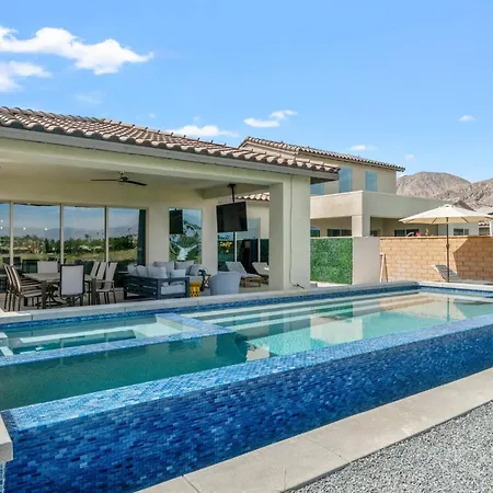 Desert Paradise By Vare 18Th Hole Golf Views At Pga West